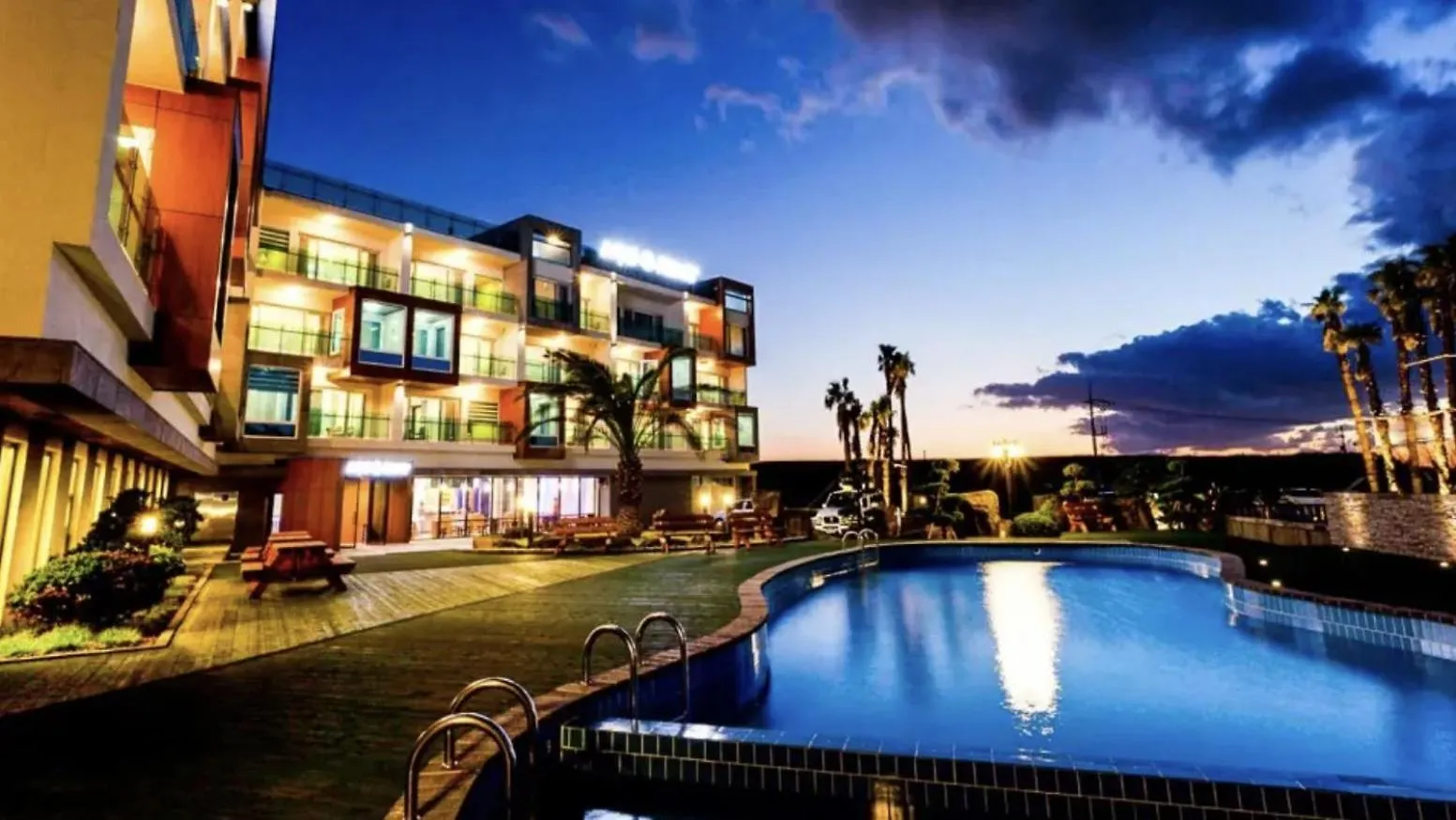 Login Resort 제주